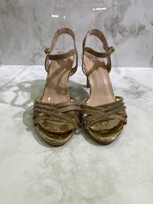 Sandalo con tacco oro