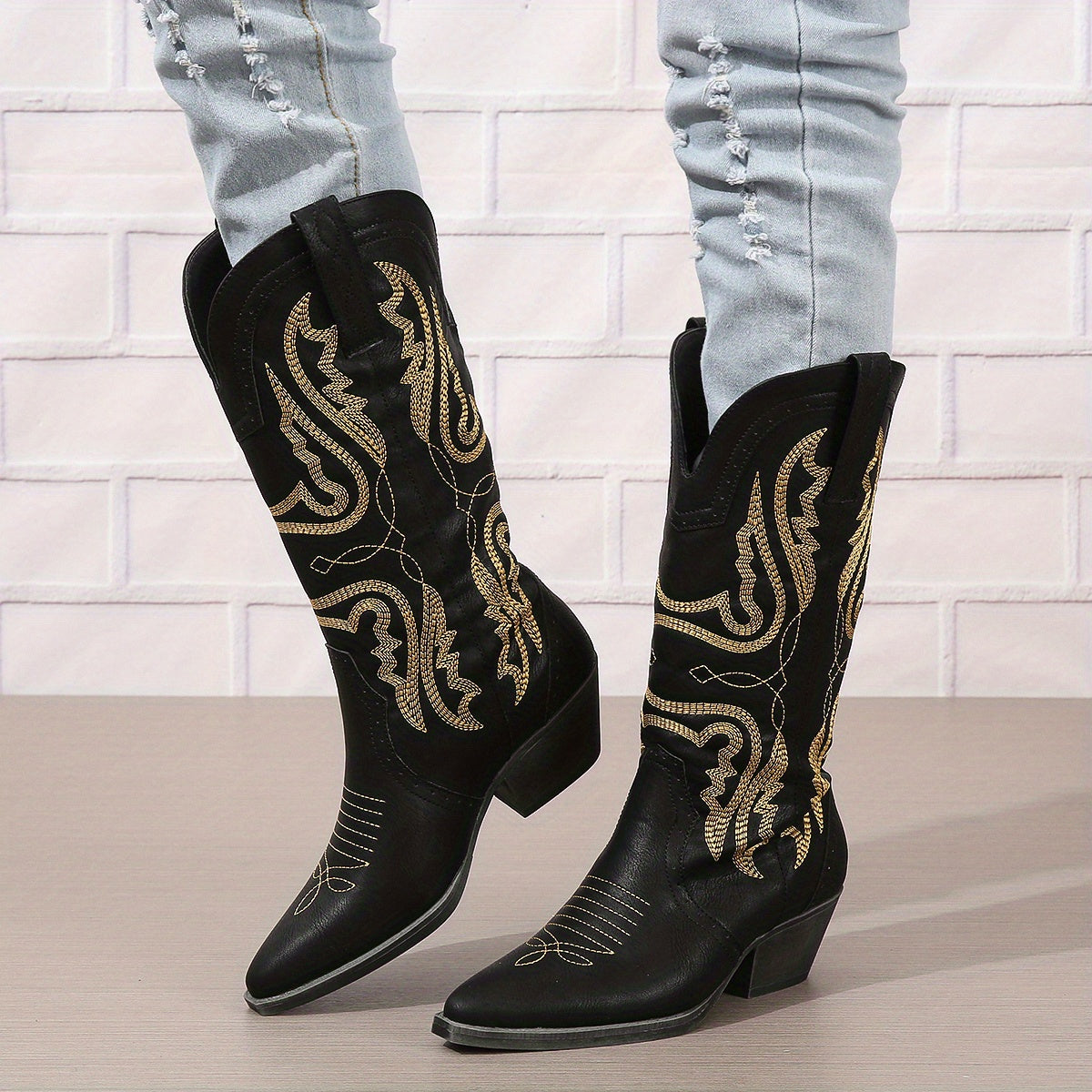 Stivale texano plus size con ricamo serpente – slip‑on