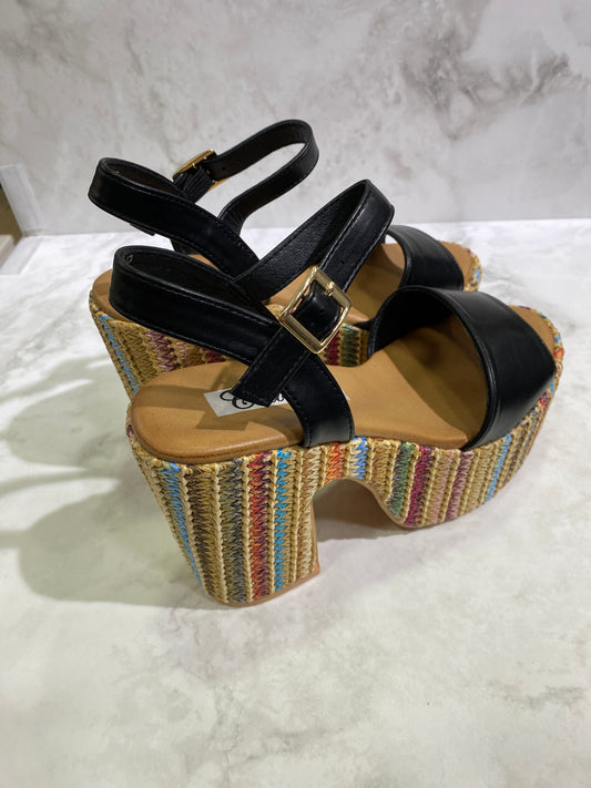 Sandalo con zeppa nero