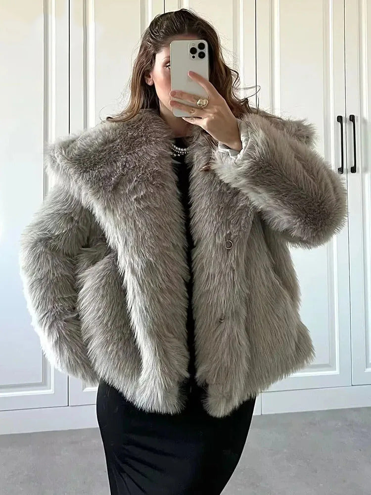 Giacca pelliccia donna lunga con collo ampio