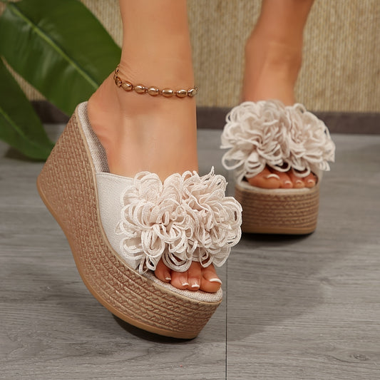 Zeppe con Fiori Applicati e Punta Aperta – Slip-On Estive ZGS