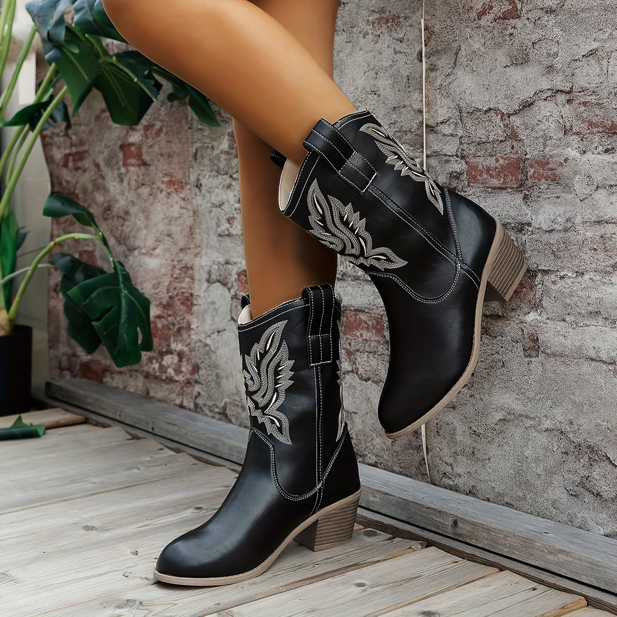 Stivale texano ecocamoscio punta affusolata – slip‑on