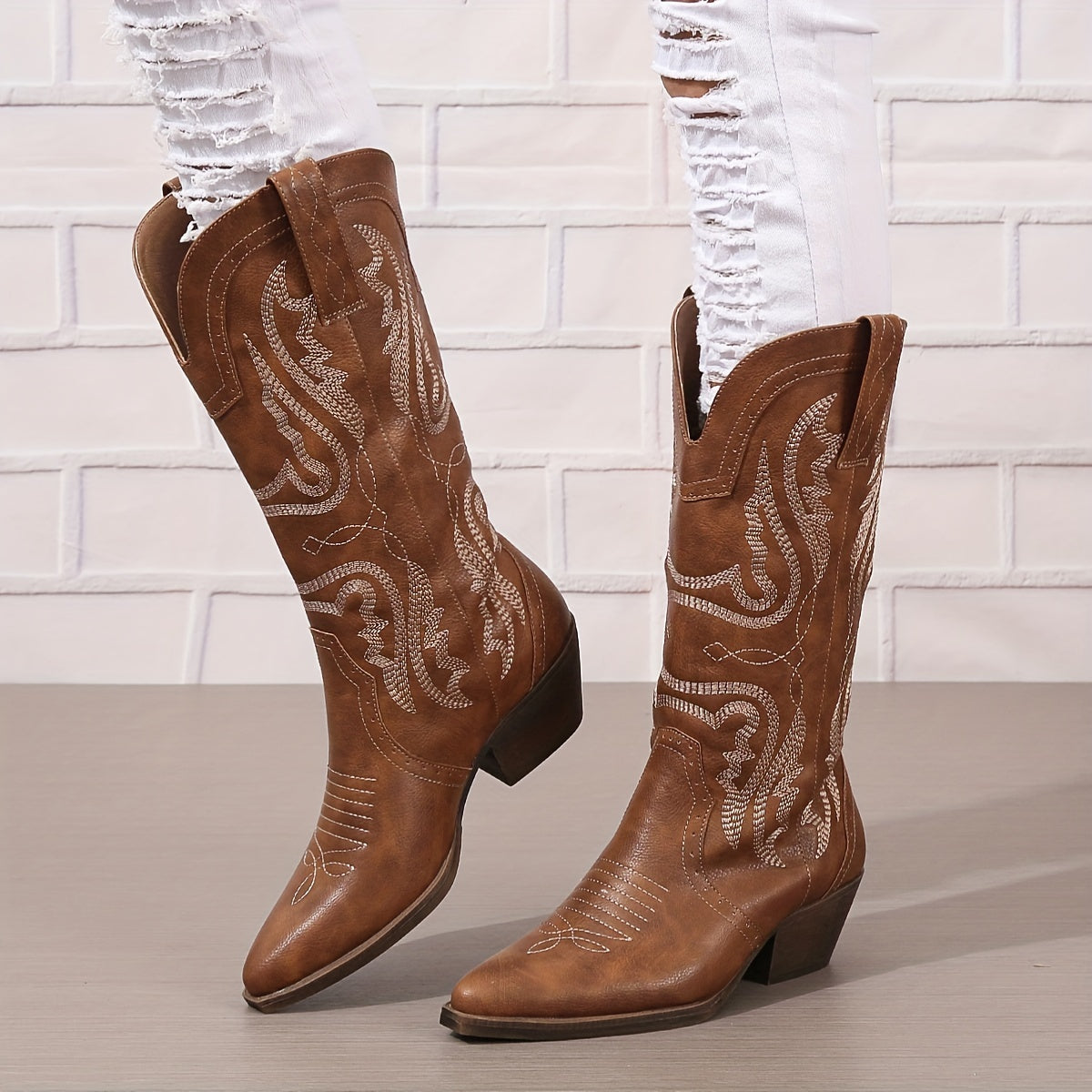 Stivale texano plus size con ricamo serpente – slip‑on