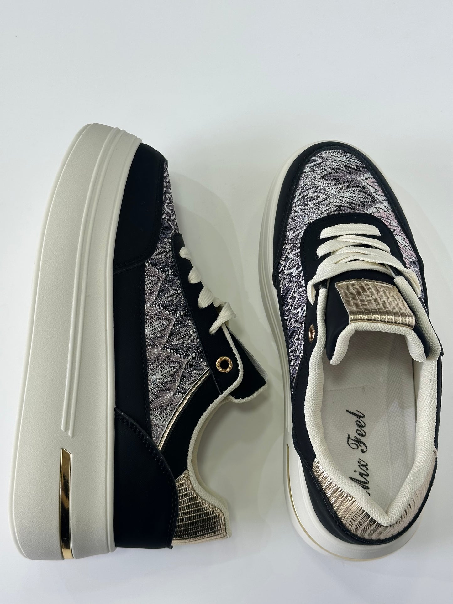 MARTA – sneakers nera con para alta