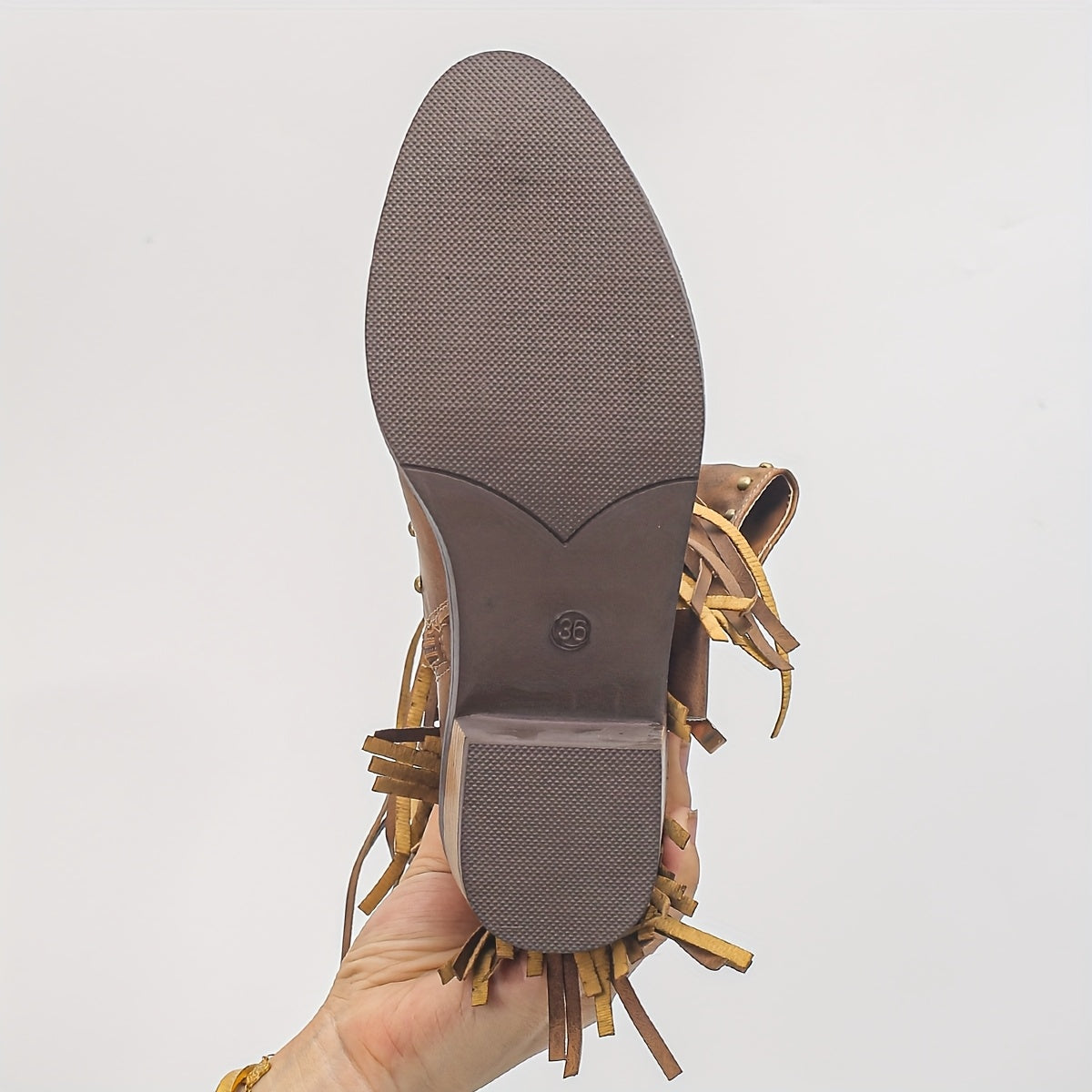 Stivale texano con frange e borchie – punta affusolata