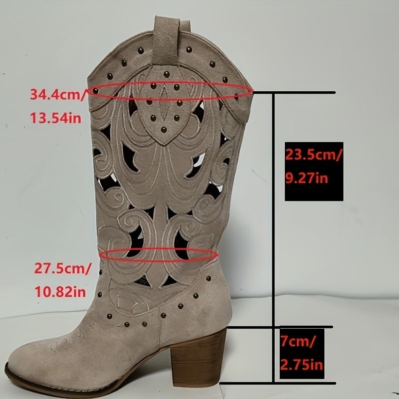 Stivale texano beige con ricamo a V – tacco block