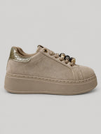 Sneakers TALA, colore sabbia, vista laterale: finitura effetto scamosciato, suola platform.