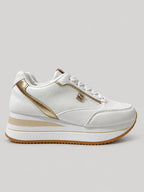 Sneakers ZARA, colore bianco, vista laterale: finitura con pannelli a contrasto, suola platform.