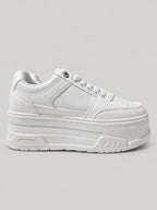 Sneakers SUMMER, colore bianco, vista laterale: finitura liscia, suola platform.
