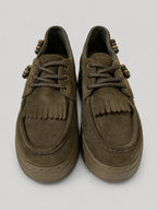 Sneakers OPAL, colore verde, vista frontale dall’alto: punta arrotondata e lacci.